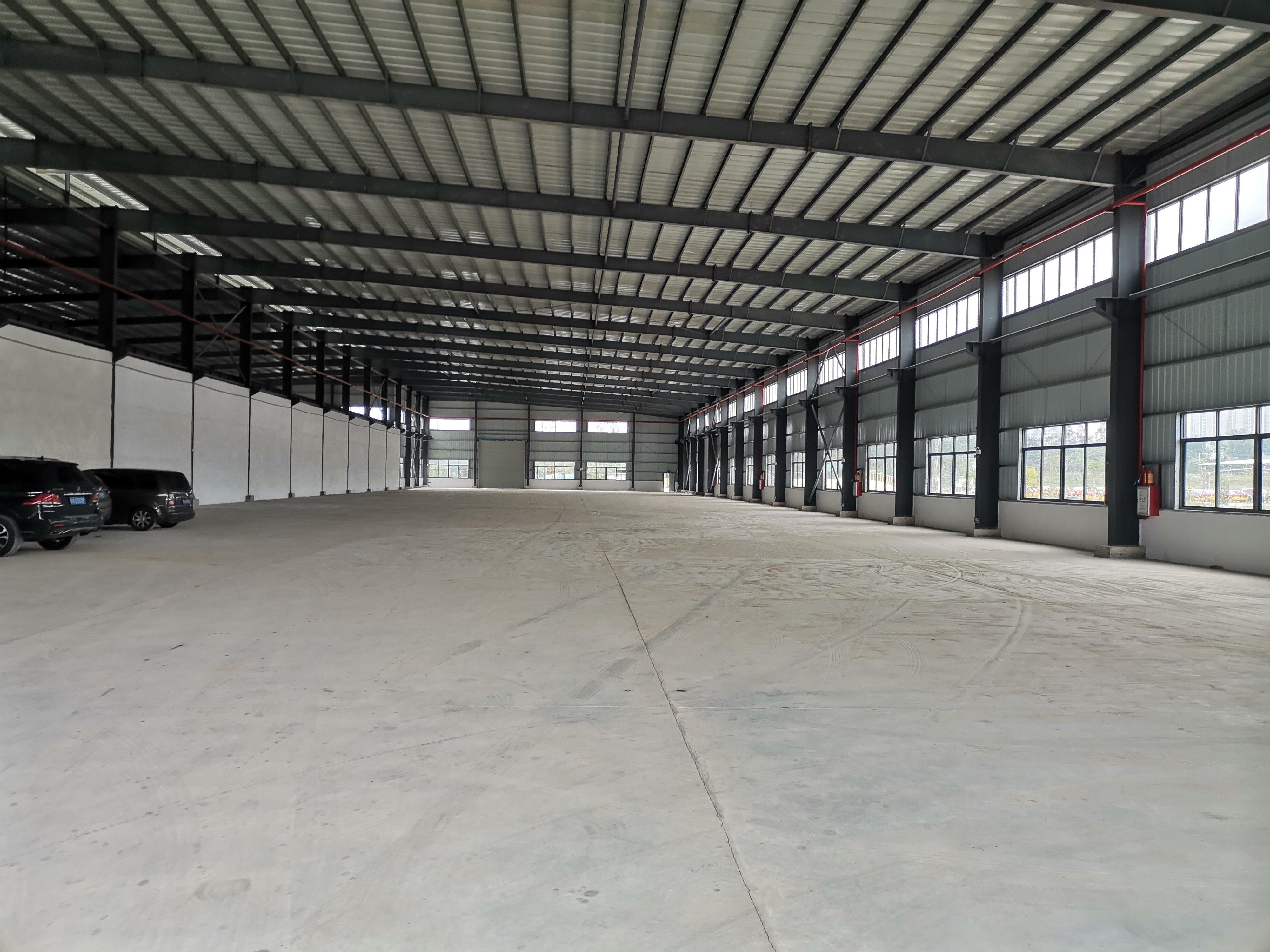 小塘单层独院厂房3820方出租带宿舍办公,有牛角可架行车