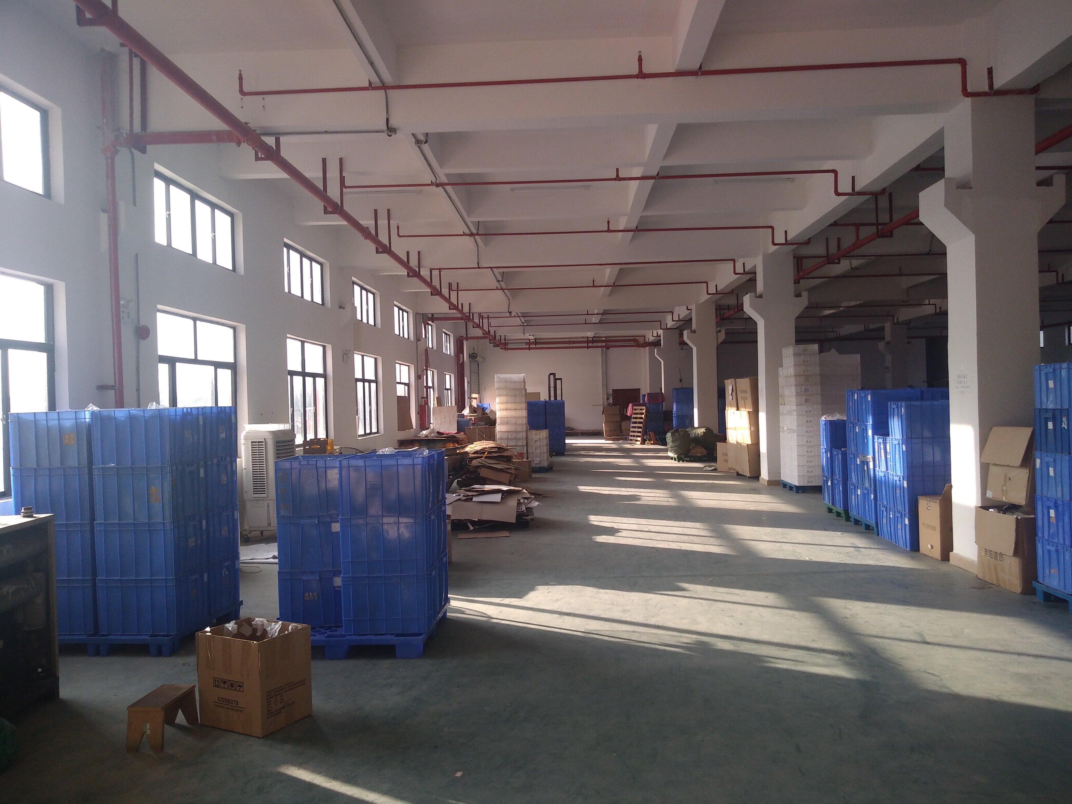 惠东县白花镇原房东独院标准楼房仓库10800平分