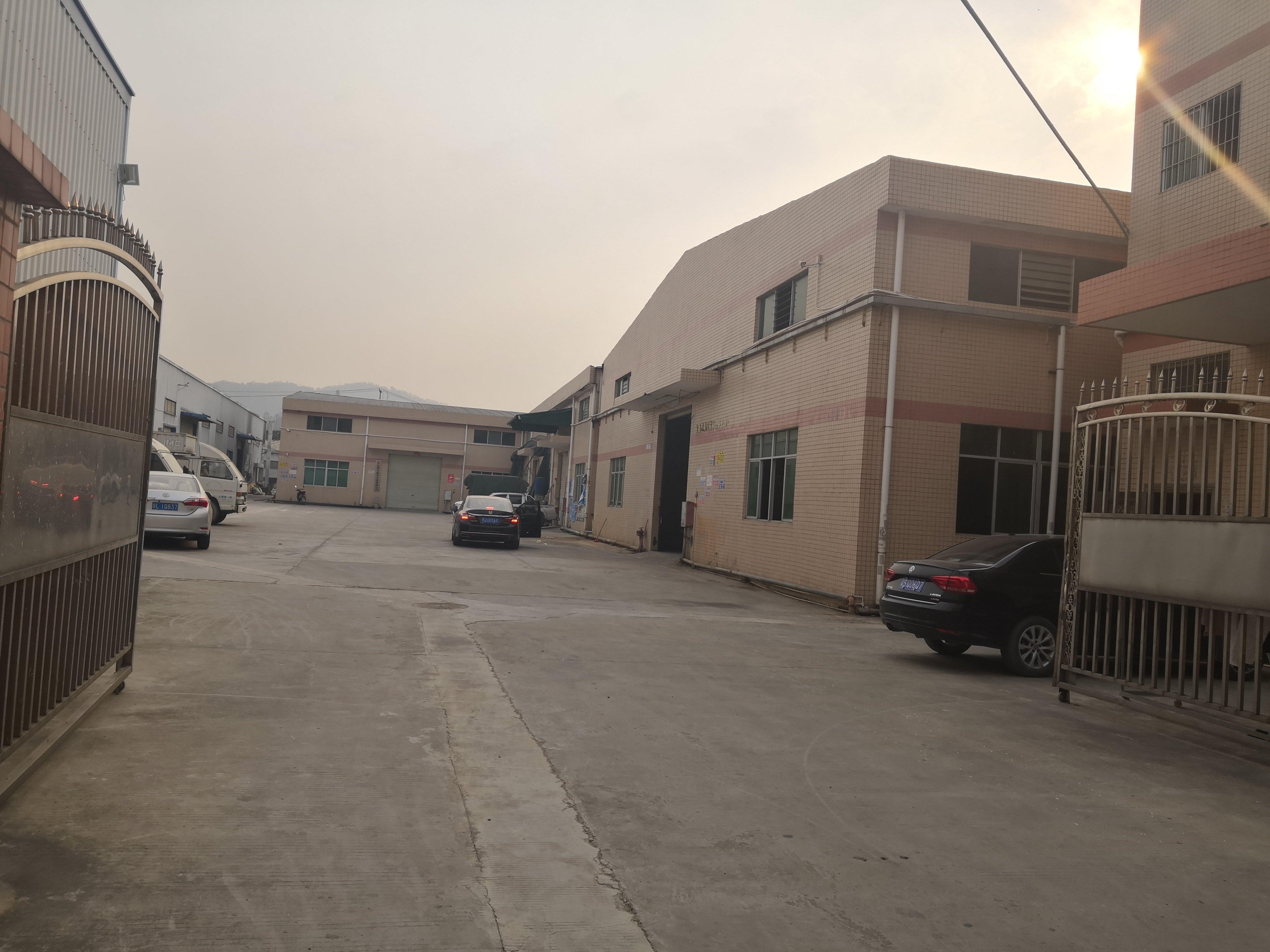 黄江镇新出原房东3000平米出租