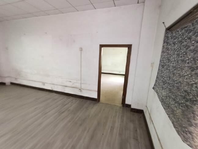 原房东二楼110平价格便宜工业用地适合各行各业