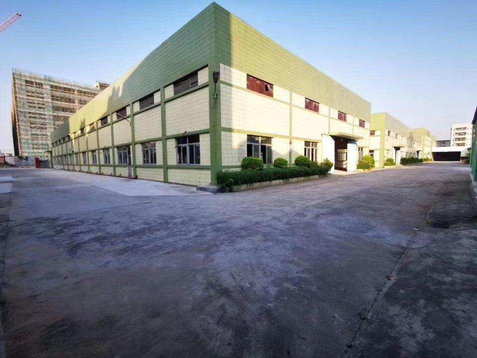 新出独院标准厂房三层5000平方,证件齐全