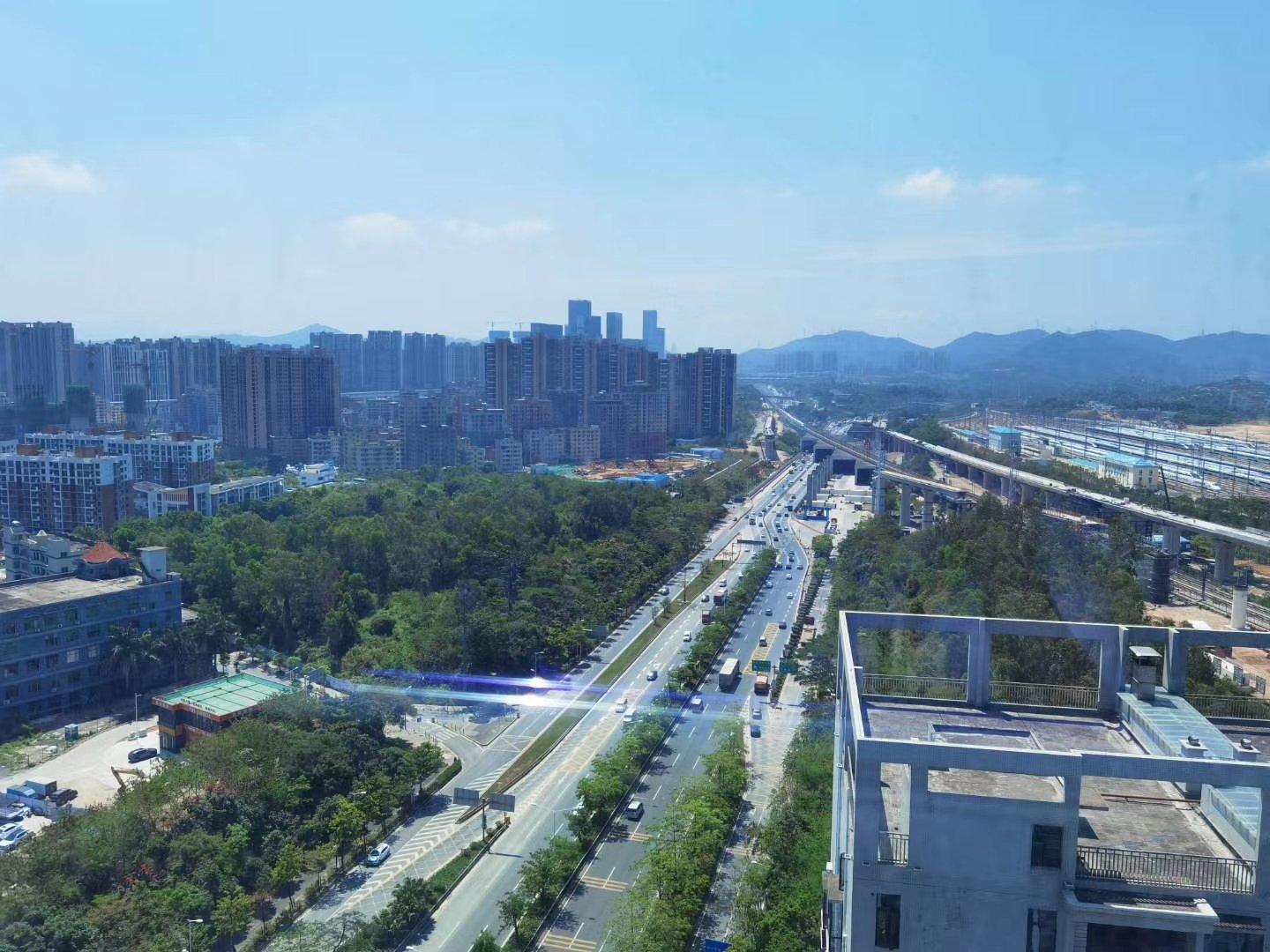 龙华龙胜地铁深圳北站附近新出1500平带红本一整层