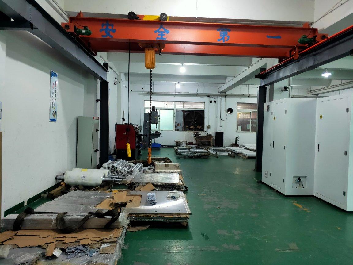 塘厦清湖头一楼1500平,带有现成行车,车间带有地坪漆