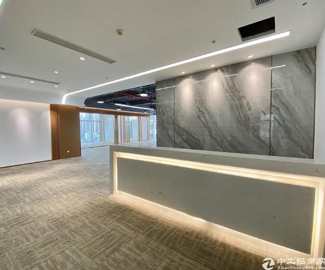 布吉李朗办公室出租，甲级写字楼高端宽敞，大小面积组合