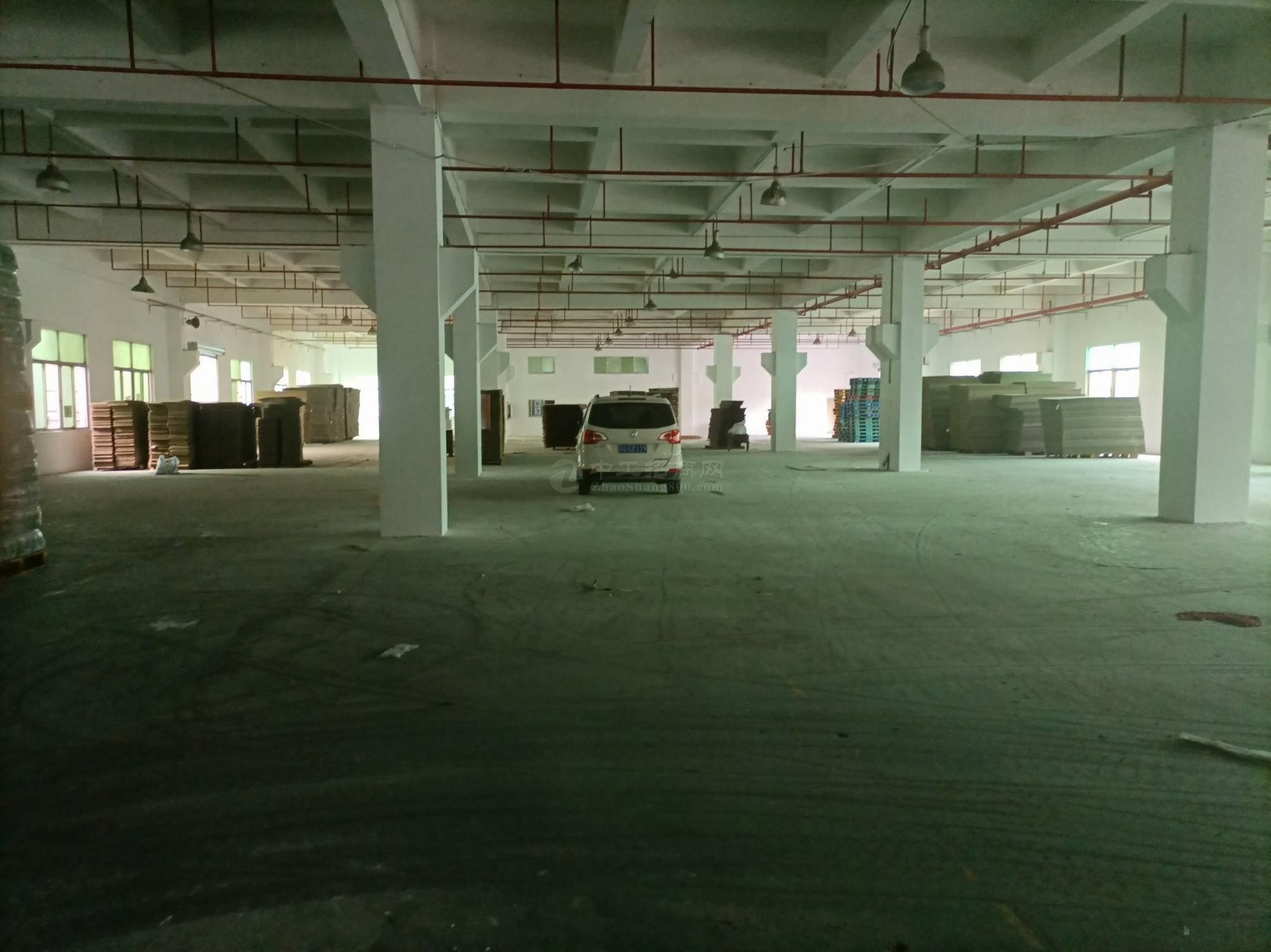 福永原房东一楼2000平厂房仓库出租可以分租能办环评实际面积