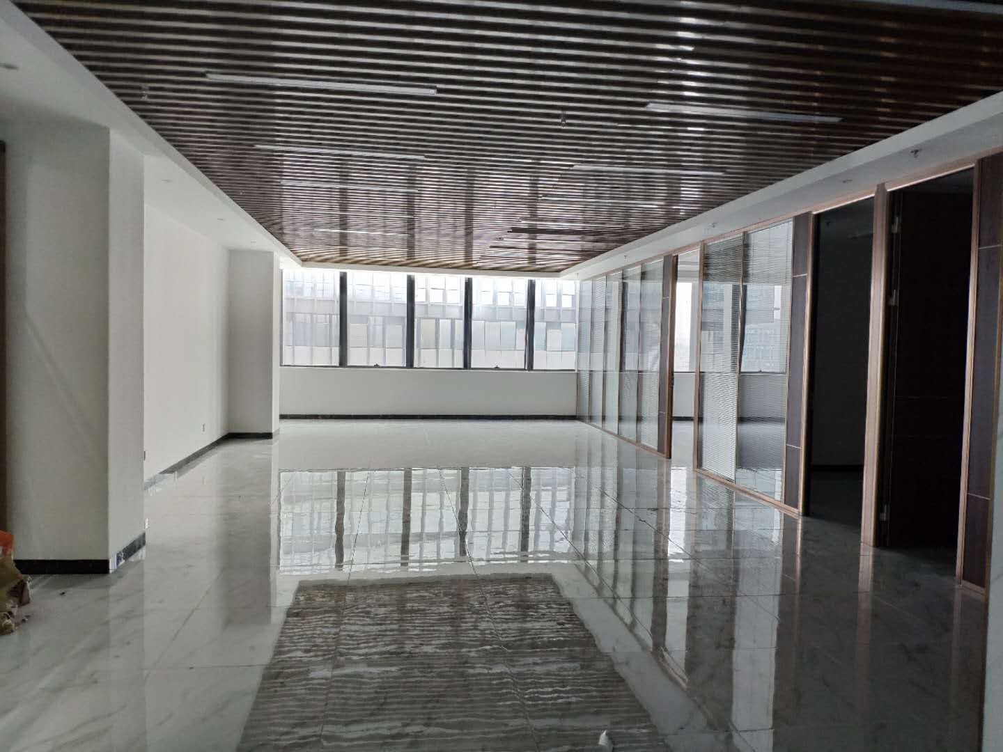 光明高科国际研发办公整层2200平可分租配大货梯
