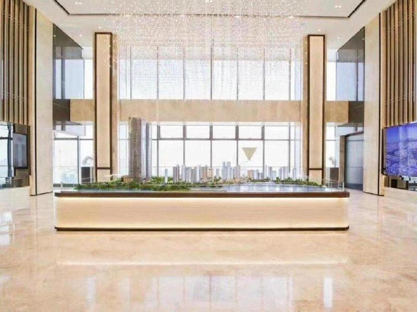 宝安中心区，前海人寿金融中心，整层出租，全新地标，看一线海景