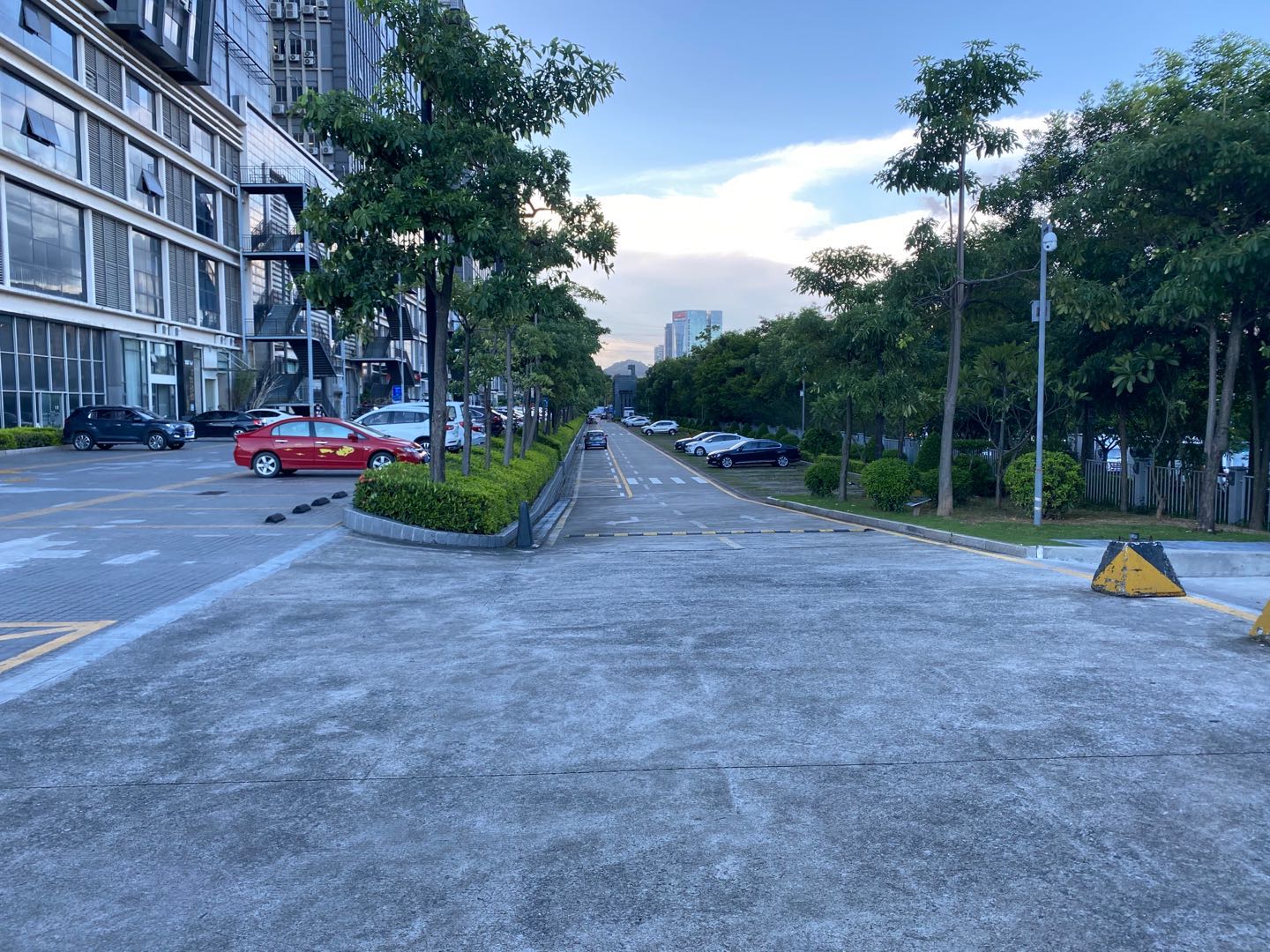 坂田亚洲工业园1500平精装修厂房出租可分租空地大 坂田亚洲工业园1500平精装修厂房出租可分租空地大