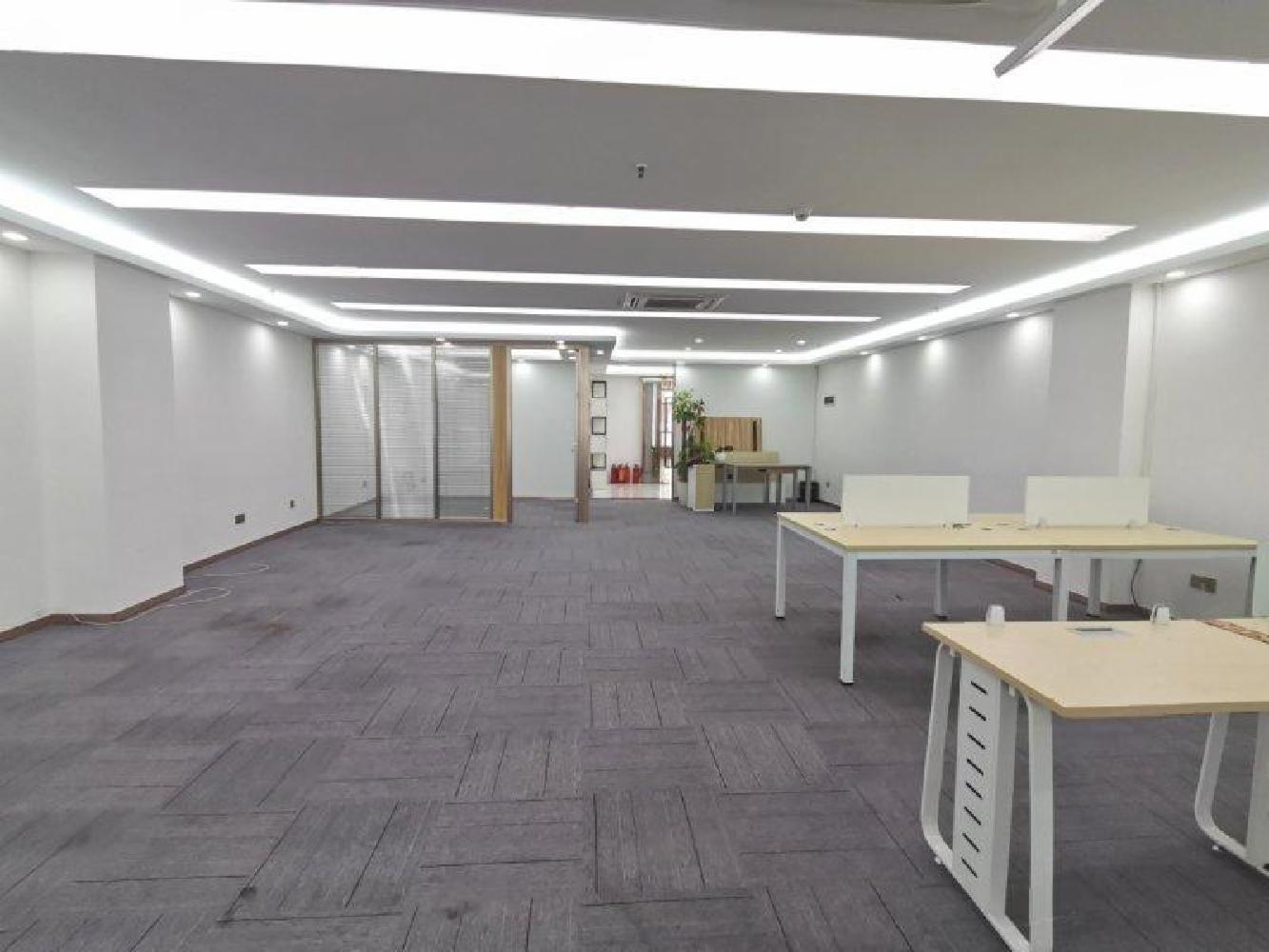 石岩官田地铁口精装办公室45平至680平写字楼出租拎包入