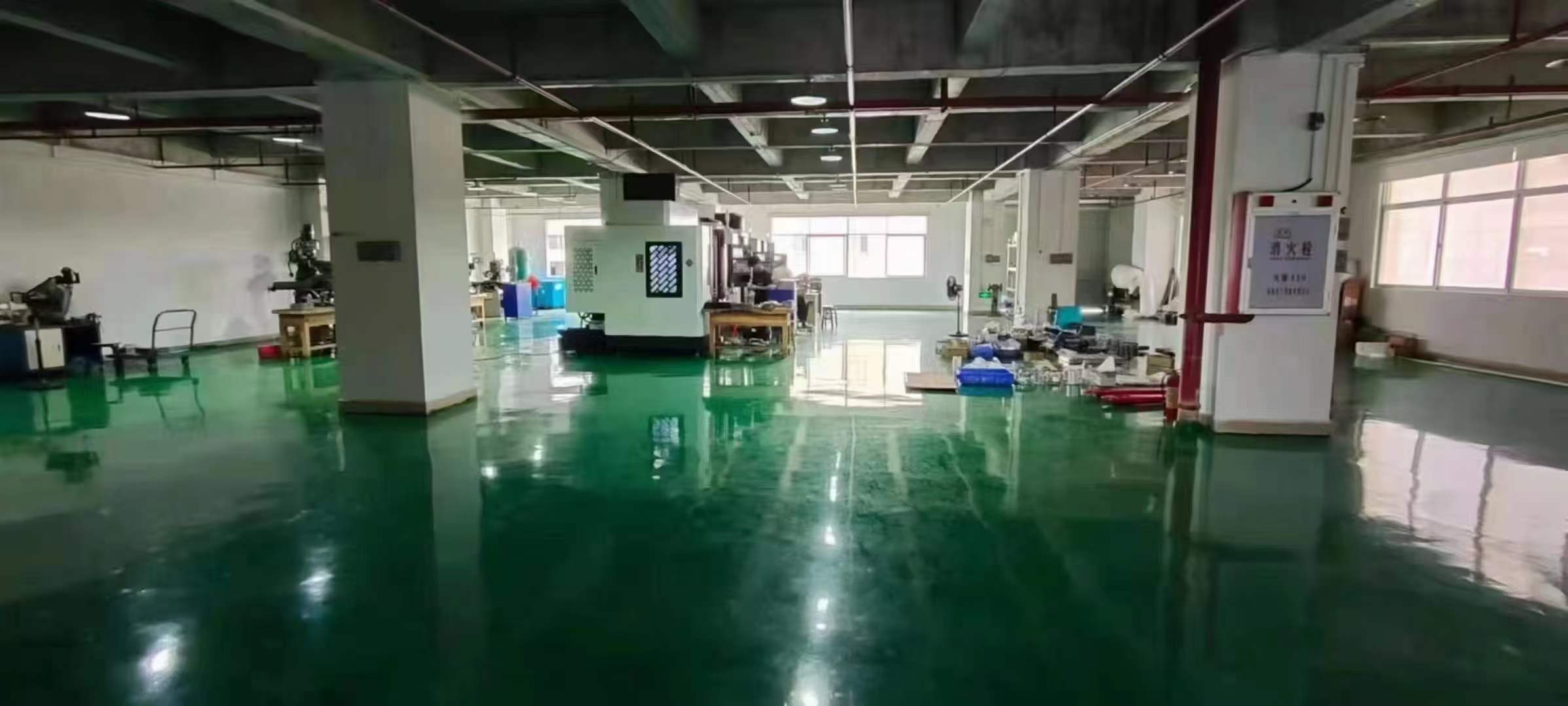 深圳福永地铁口楼上1100平带精装修厂房办公室仓库出租