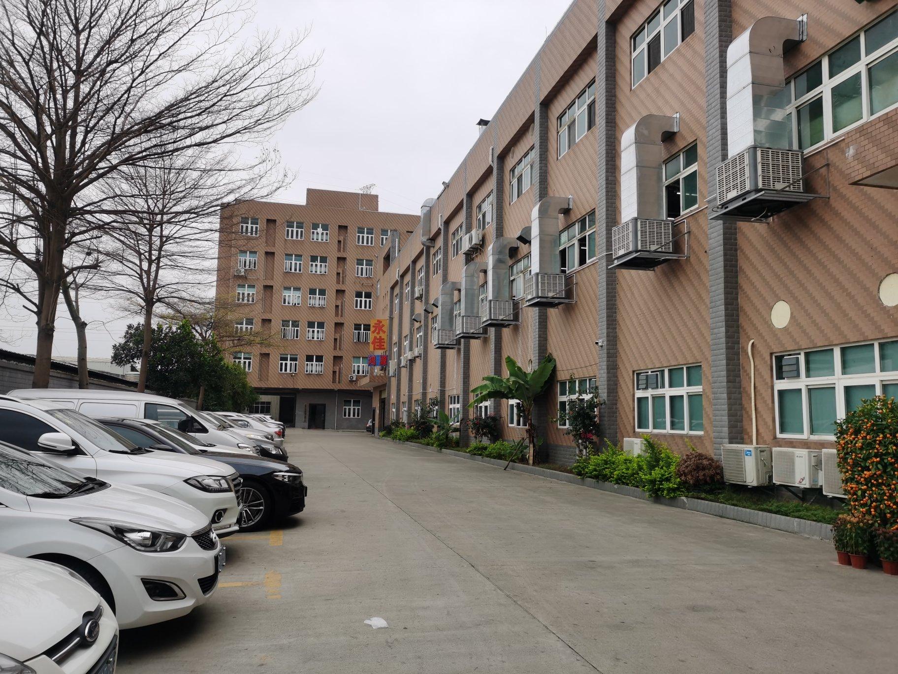 黄江高速路口附近工业园厂房出租标准一楼仓库850平方带办公1