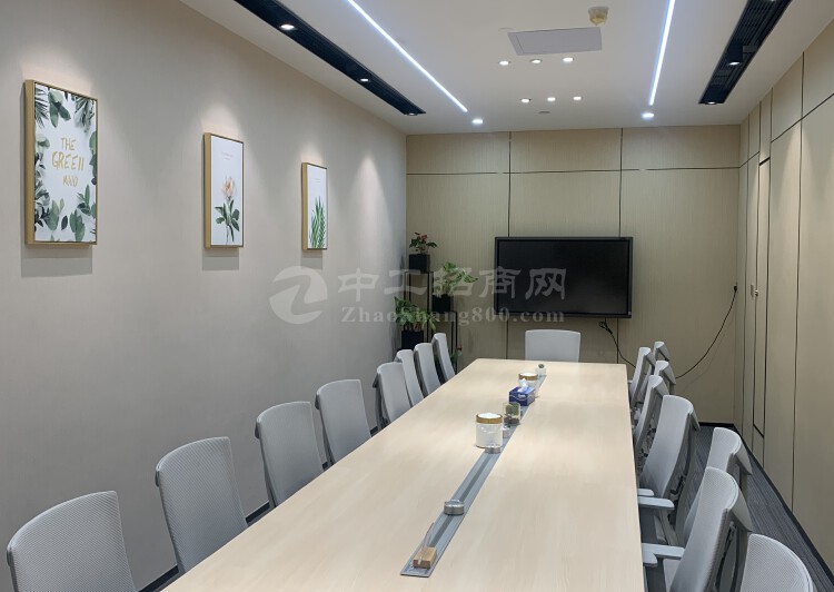 深圳软件产业基地甲级写字楼179平双地铁口双面采光租金68元3