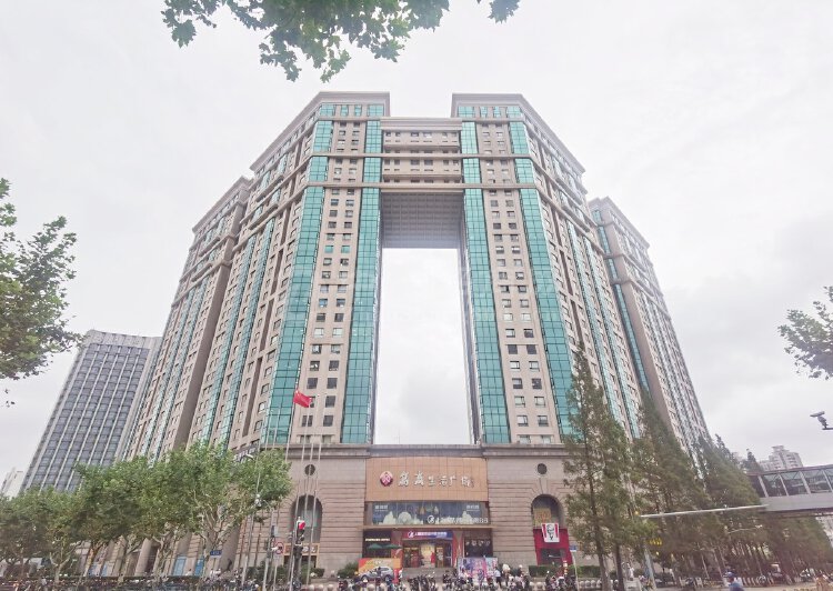 光大会展中心两套可以分开出售近漕河泾近华鑫中心3