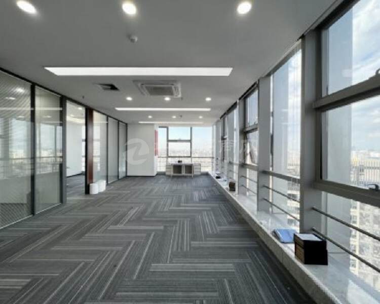 南山地铁口阳光科创中心汉京中心100平办公室看海