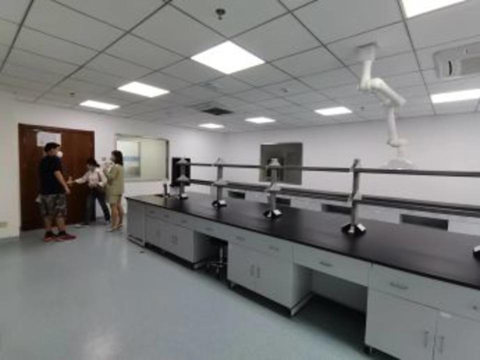 浦东生物医药园区，100平起精装修实验室，有环评