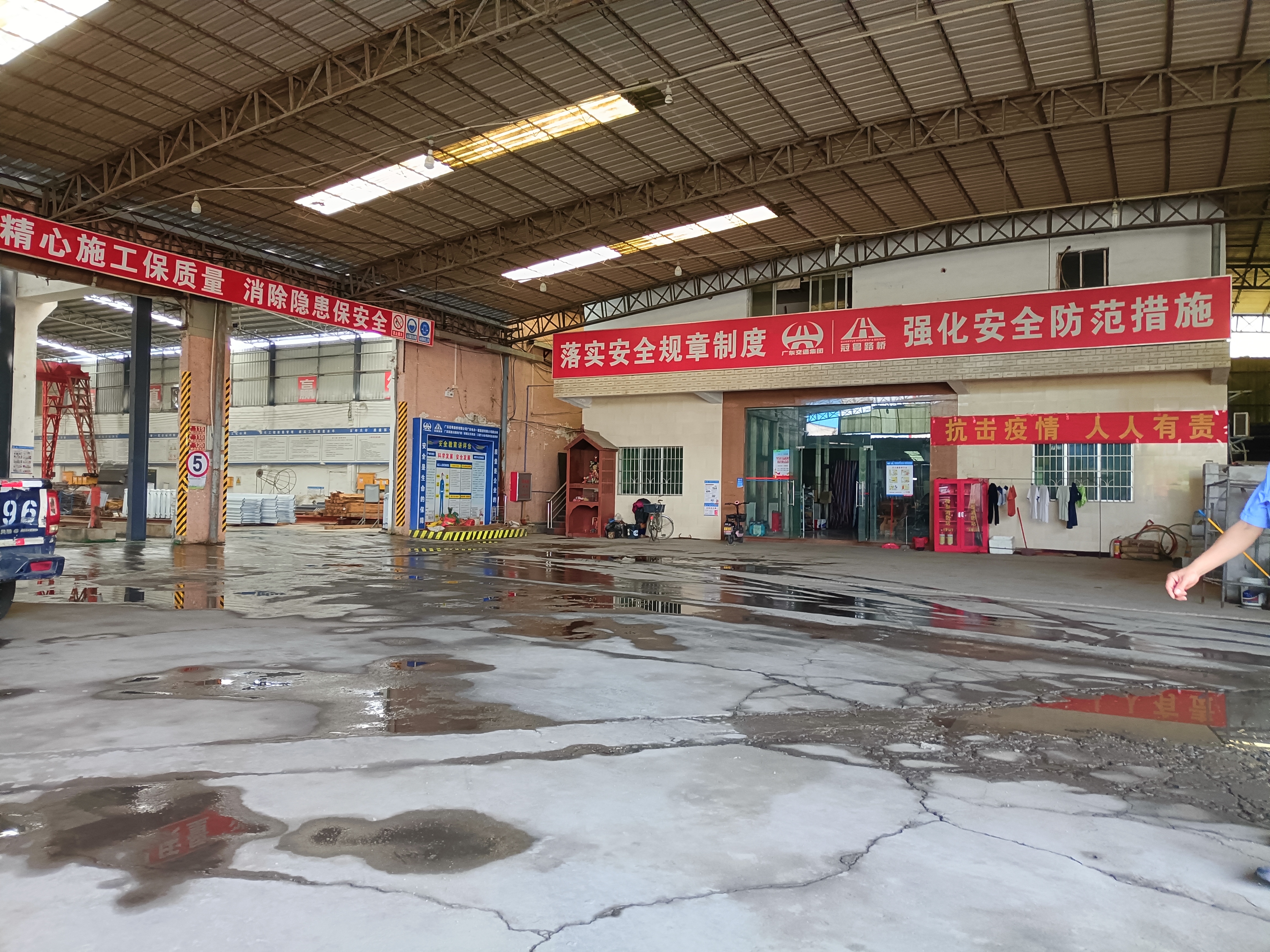 新塘镇高速路口附近独院单一层滴水10米7000平厂房仓库出租