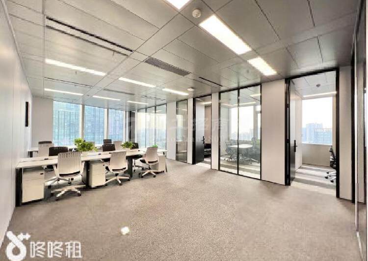 南山深大站口汉京金融中心大小面积都有配全套家私拎包办公室6