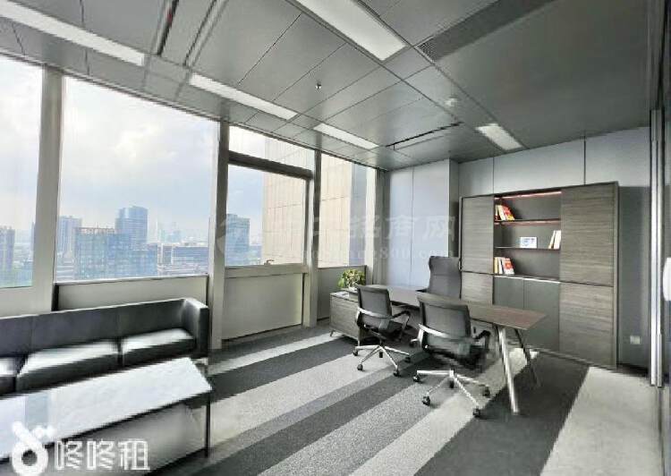 南山深大站口汉京金融中心大小面积都有配全套家私拎包办公室4