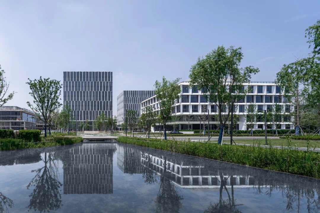 徐汇漕河泾科技绿洲全新园区全球招商整层起，研发实验中心