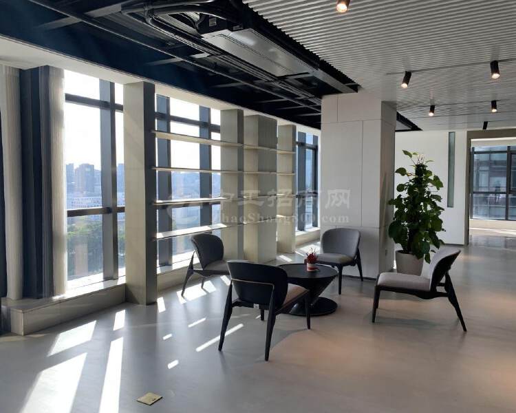 深圳龙岗红本厂房出售康利城2000平层高6米可做两层地铁口