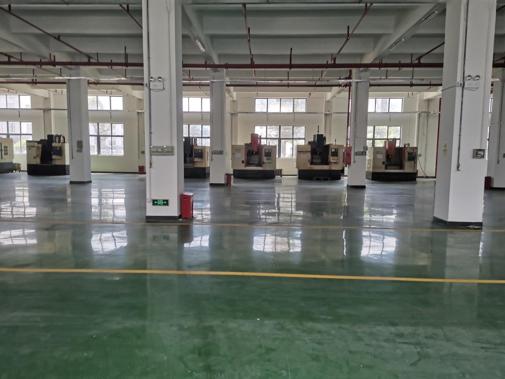 科技园原房东红本厂房仓库1楼1500平层高6米大小可分租 科技园原房东红本厂房仓库1楼1500平层高6米大小可分租