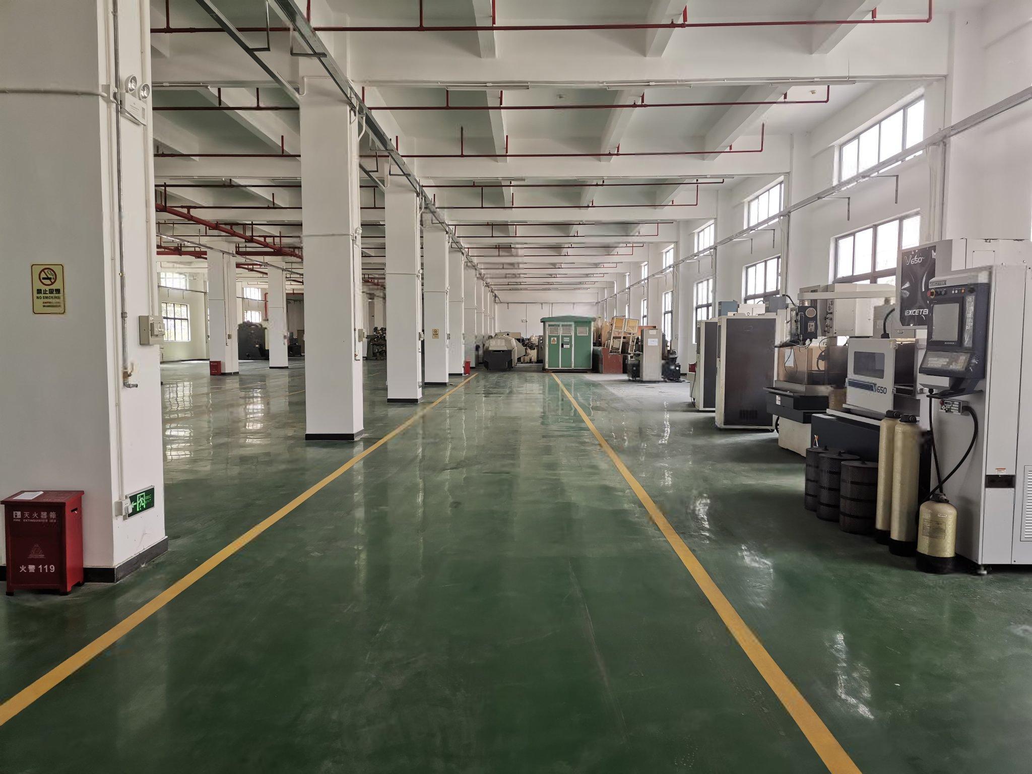 科技园原房东红本厂房仓库1楼1500平层高6米大小可分租 科技园原房东红本厂房仓库1楼1500平层高6米大小可分租