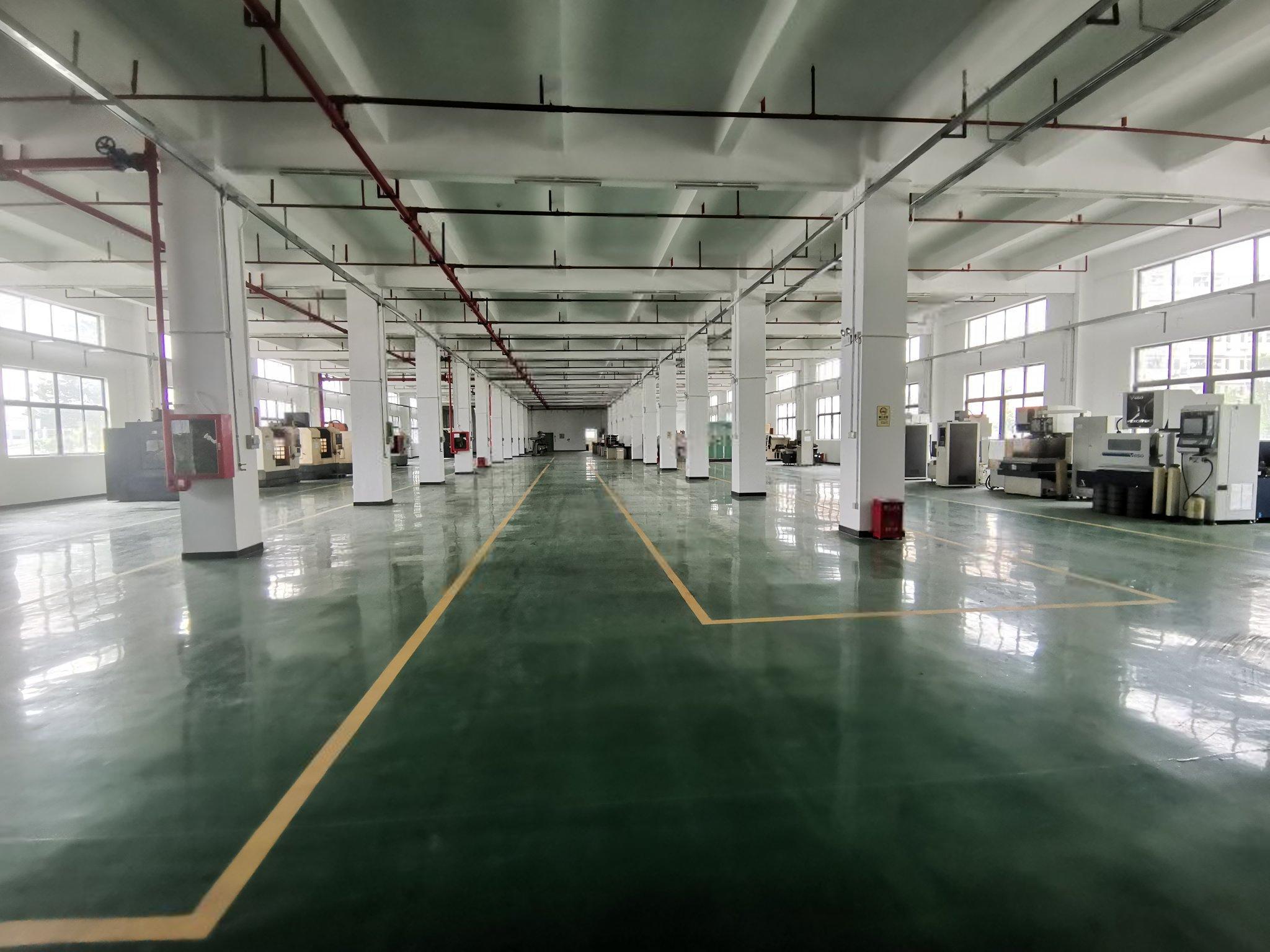 科技园原房东红本厂房仓库1楼1500平层高6米大小可分租 科技园原房东红本厂房仓库1楼1500平层高6米大小可分租