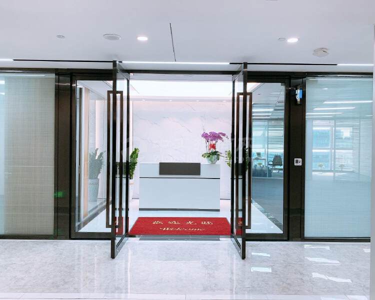 微软科通大厦高层精装500平带全套家私电梯口