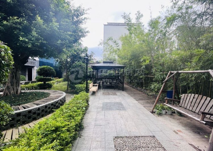 优品文化创意园，145平2个隔间，有家私和空调，近深圳北站4