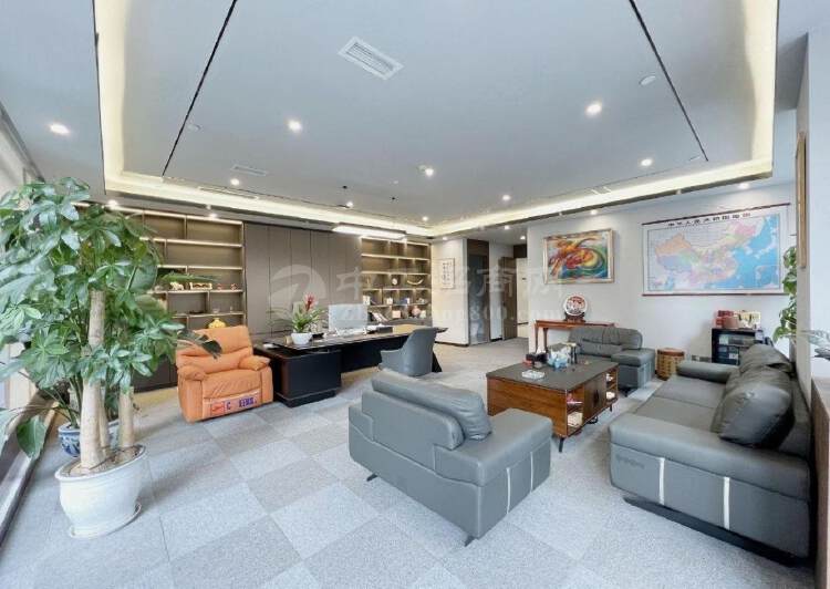 南山华侨城创意园新出办公室500平精装带家私户型方正1