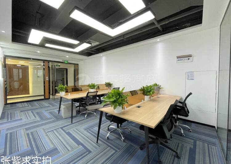 深圳湾科技生态园精装小户型高区正南向带家私特价房源1