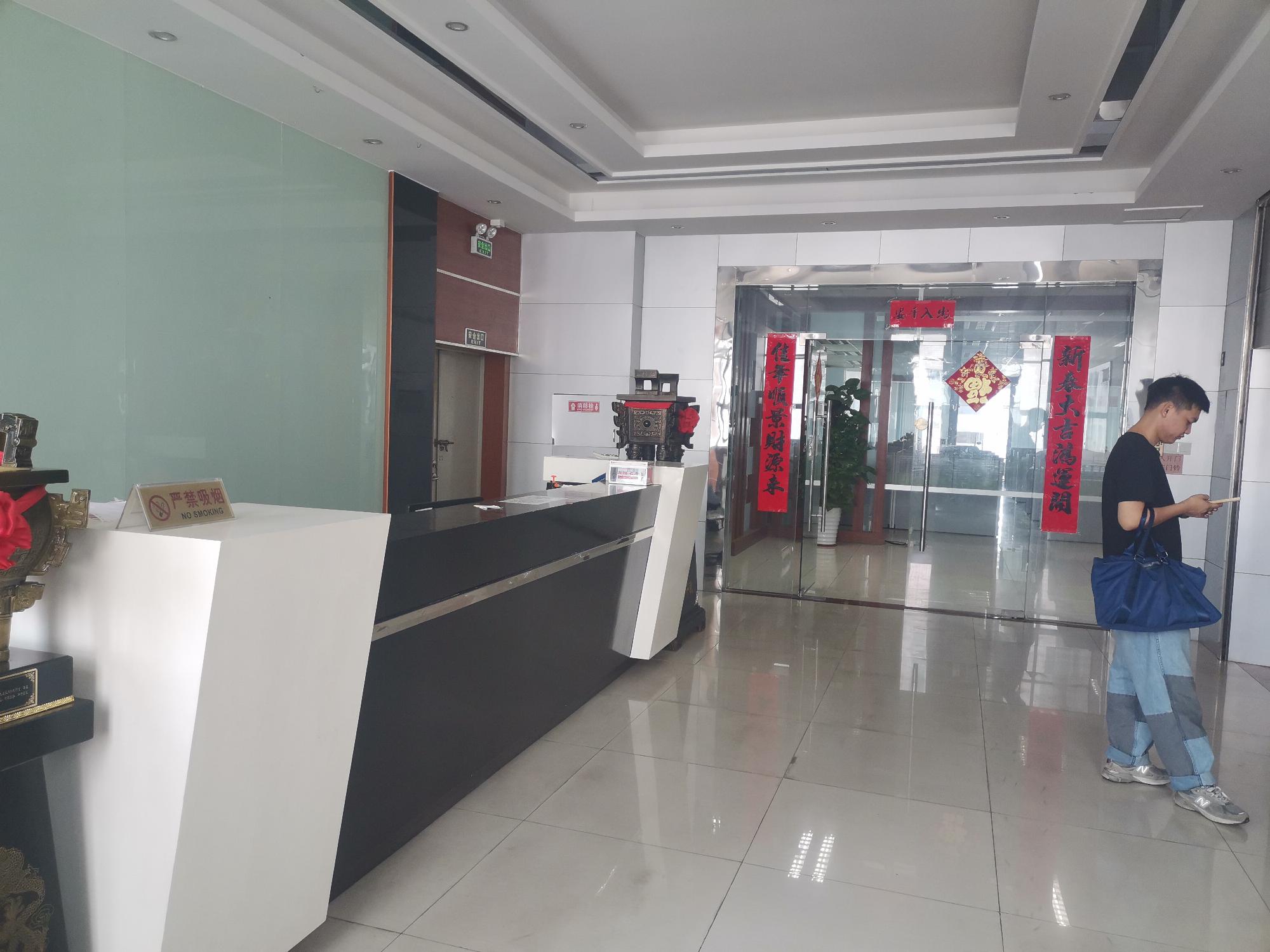 宝安福永桥头楼上2550平电子行业贸易加工仓库办公室