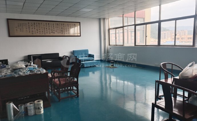 三乡镇平南工业区标准精装现场办公室适合做仓库电子商务
