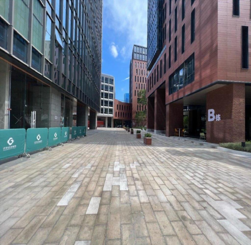 龙岗宝龙工业园一楼2500平厂房仓库出租可分租带装修红本 龙岗宝龙工业园一楼2500平厂房仓库出租可分租带装修红本