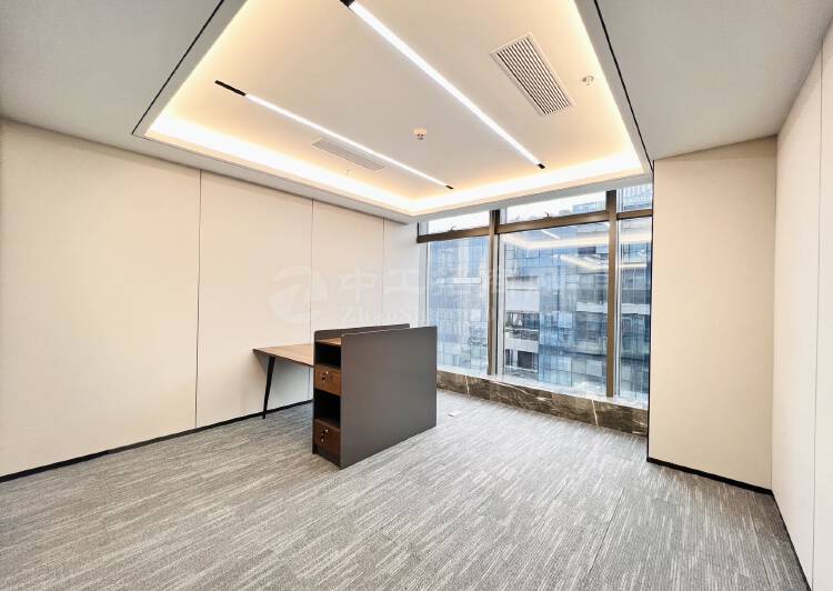 高新南地铁口豪威科技大厦全新豪华装修178平2+1办公室出租5
