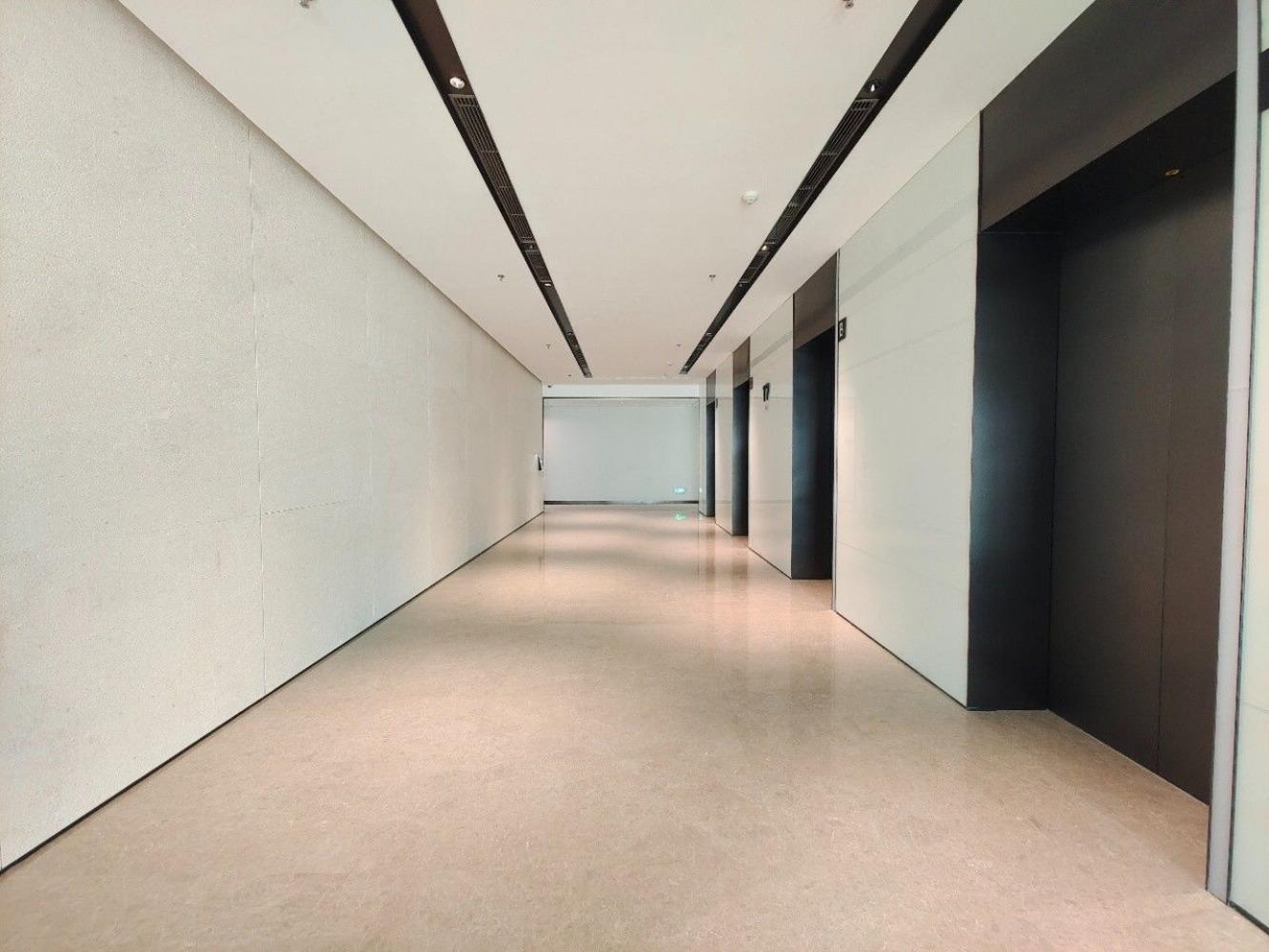 特价1万国际会展中心全新写字楼236平米一手现楼