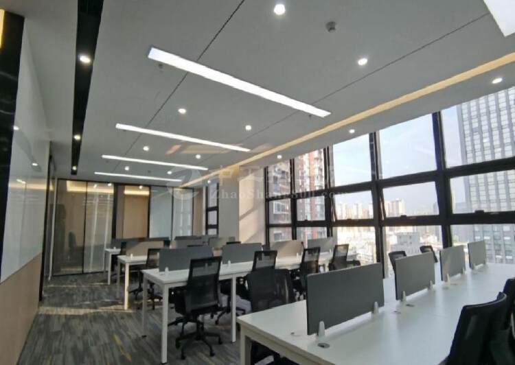 深圳龙华大浪中建科技园精装修200平红本办公室带家私7