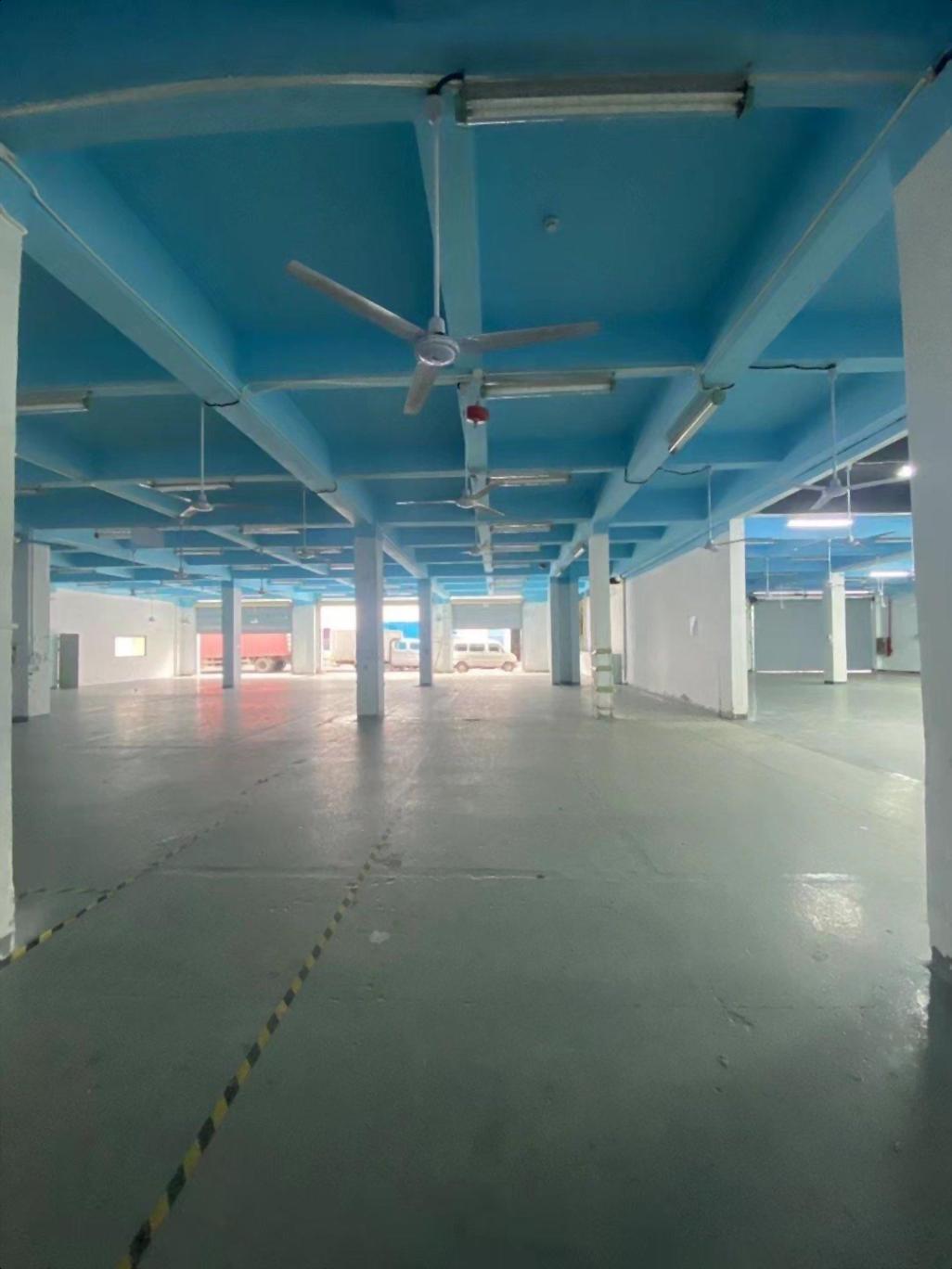 坂田一楼厂房性价比高!200平起至3000平适合办公仓库物流 坂田一楼厂房性价比高!200平起至3000平适合办公仓库物流