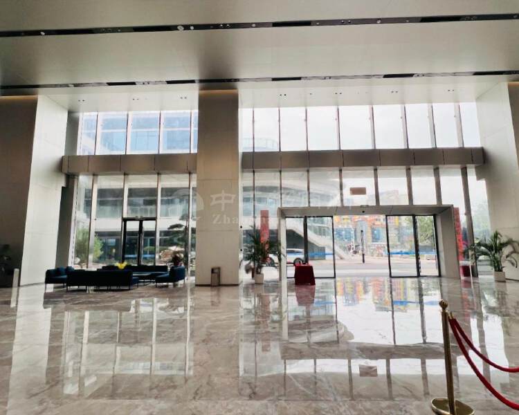 沙井地铁口红本办公室面积100至2000平视野开阔停车方便