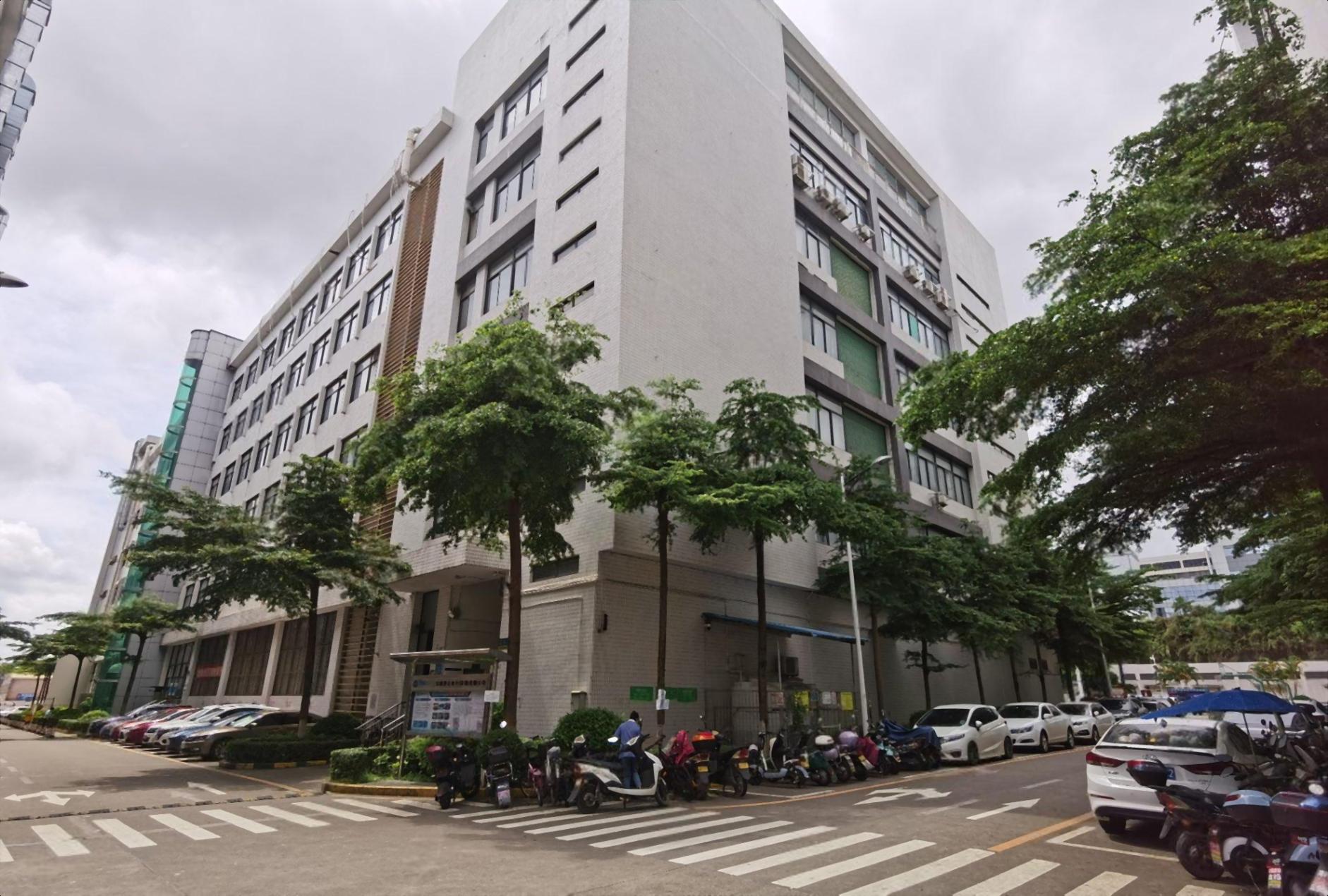 新安12号线地铁口10万平大型园区小面积厂房仓库办公室出租 新安12号线地铁口10万平大型园区小面积厂房仓库办公室出租