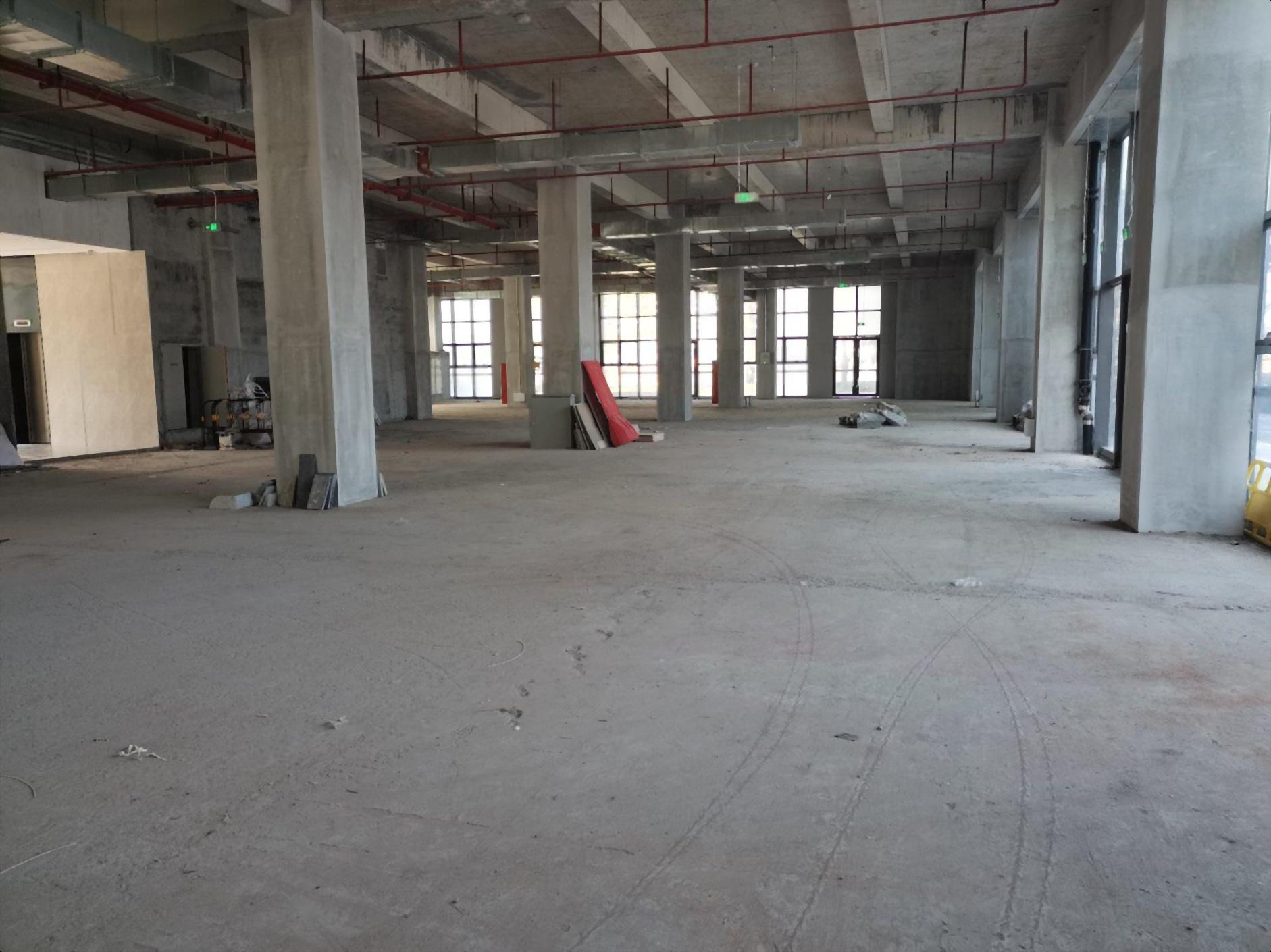 龙岗宝龙地铁口全新厂房出租单层1750平可办公可生产仓库
