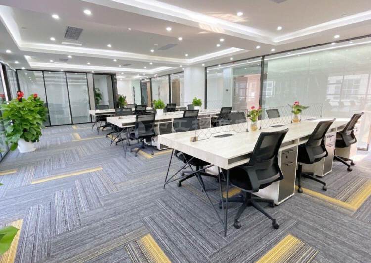 坂田五和电商产业园精装修200平办公室出租带家私落地窗9