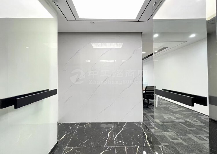 大冲科技园精装修办公室300平，带家私，拎包办公，采光通透4