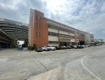 民众比亚迪附近标准厂房一楼6600方。