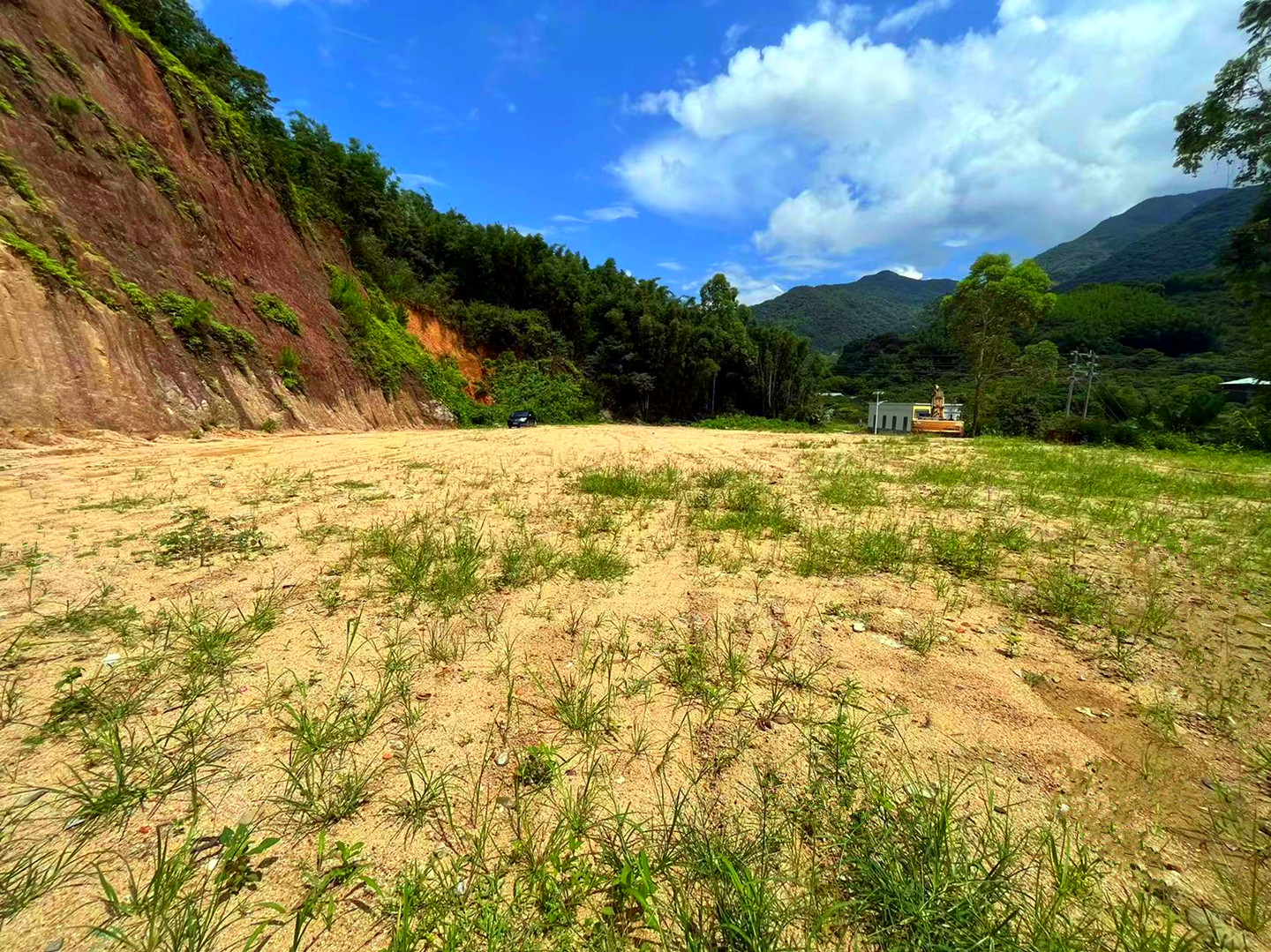 从化区良口旅游区附近5亩平地及停车场整体转让