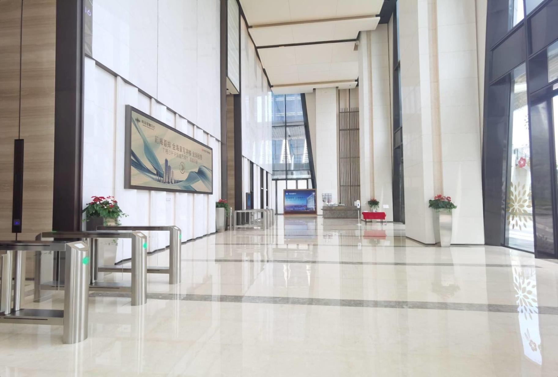 前海恒裕金融中心精装电梯口293平米户型方正可带家私交通便利
