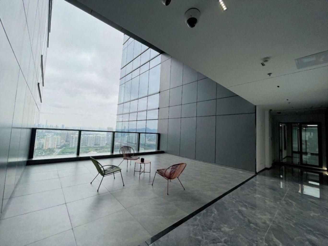 深圳湾生态园高层豪装带阳台1200平三面采光看海景可总部