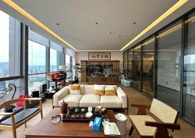 深圳湾生态园高层豪装带阳台1200平三面采光看海景可总部2