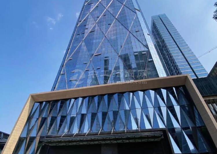 深圳北站红山地铁精装修400平5个办公室带家私拎包办公2