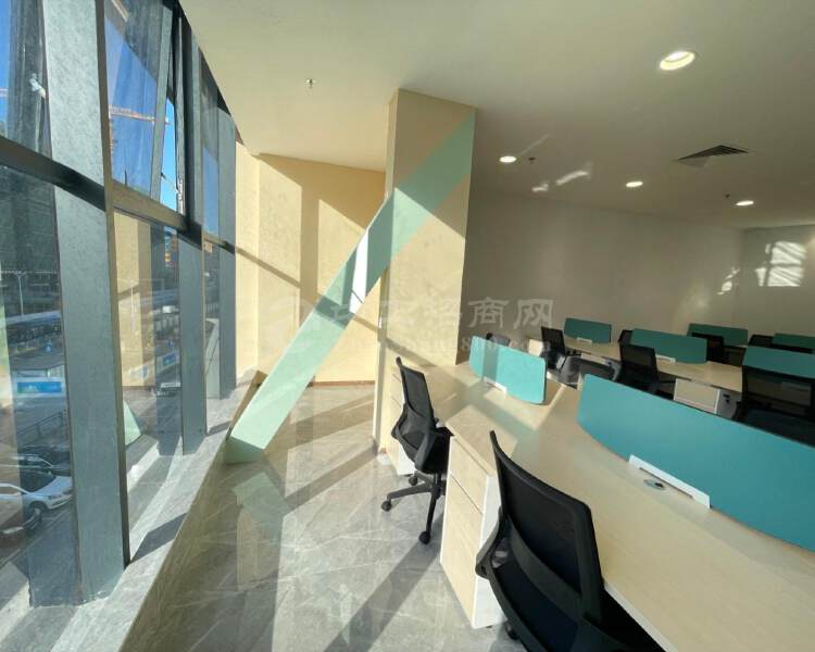 石岩海谷科技大厦122平精装修写字楼办公室出租小面积！